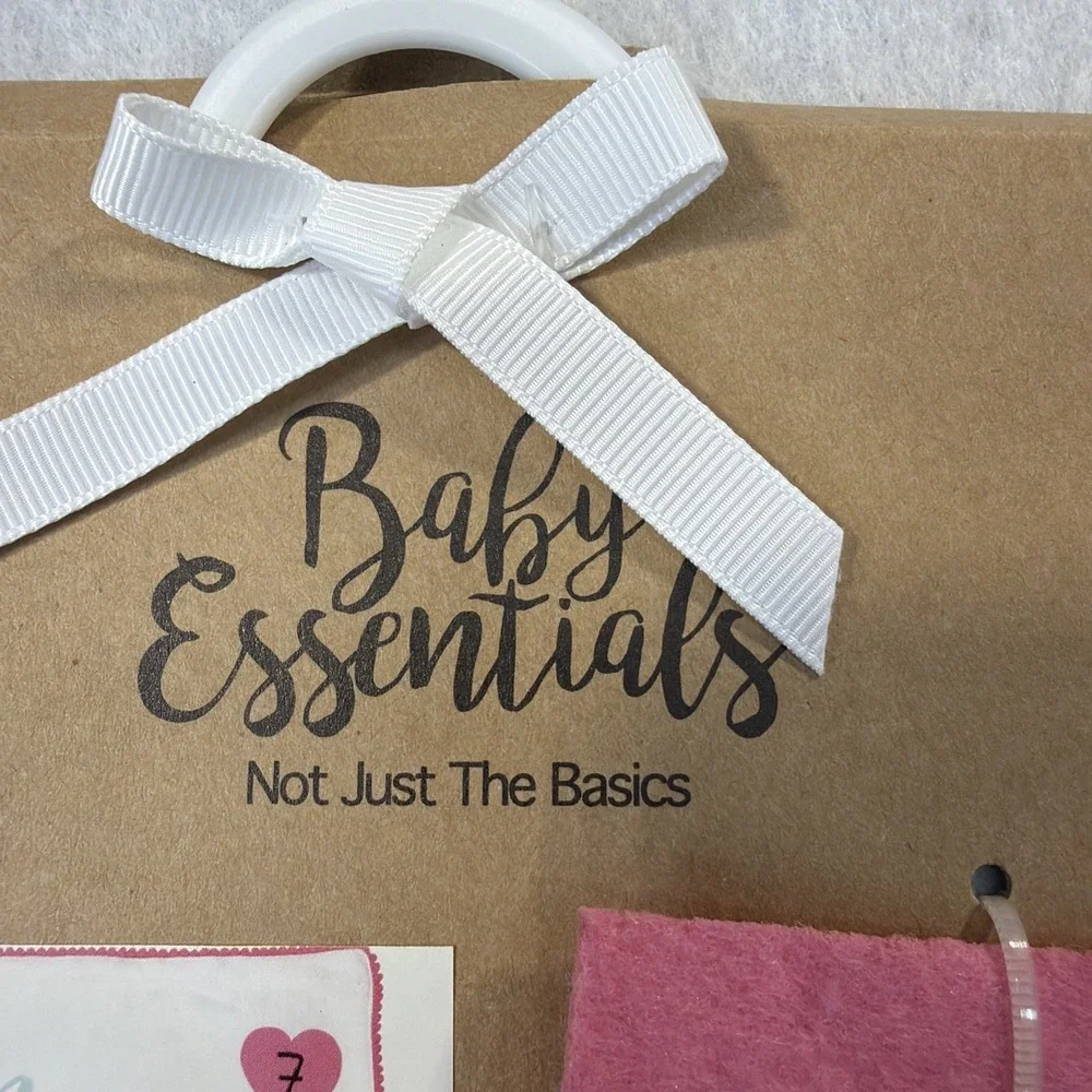 Baby Essentials Pink Blanket Photo Op Milestone &‎ 2 Markers NWT